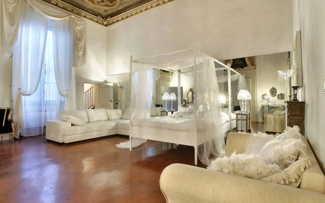 Palazzo Tolomei - Residenza d'Epoca