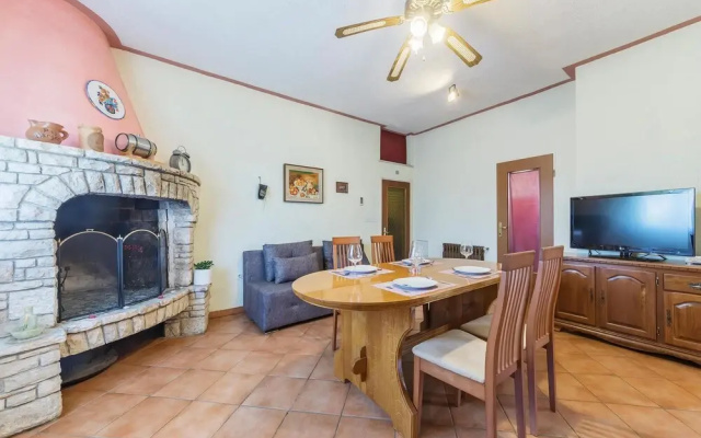 Amazing Home in Valtura With Wifi and 3 Bedrooms