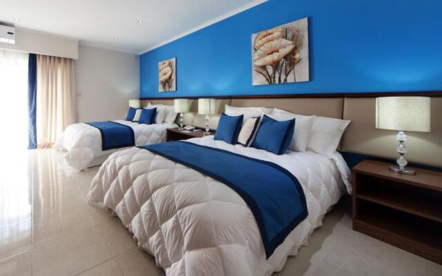 Отель Port View Guesthouse вид на фасад