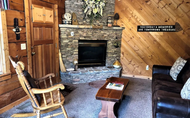 Honey Tree - Studio Cabin