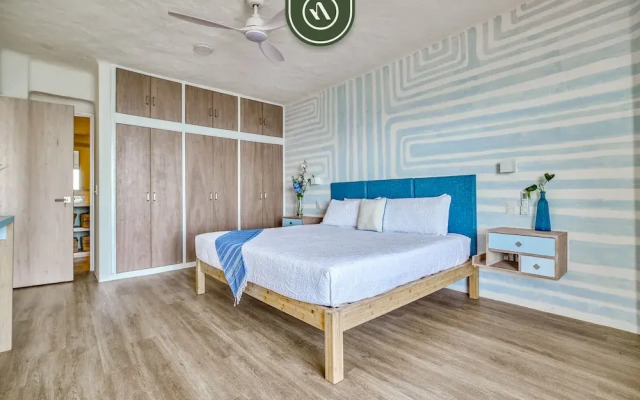 2BR Condo With Ocean View - Private Terrace