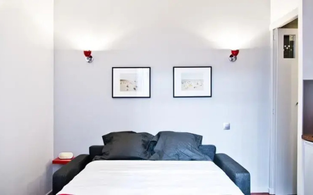 Pick a Flat - Le Marais / Place de Vosges Studio