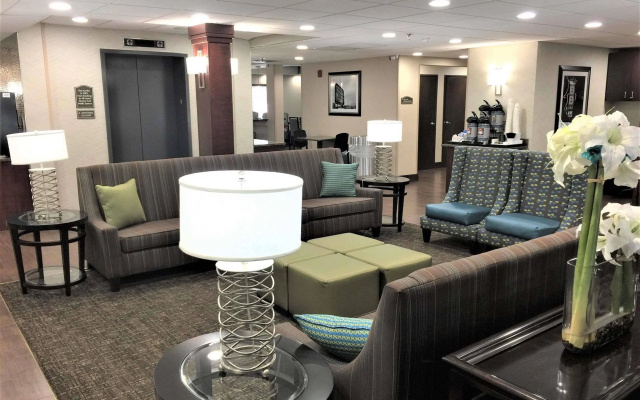 Best Western Plus Galleria Inn & Suites