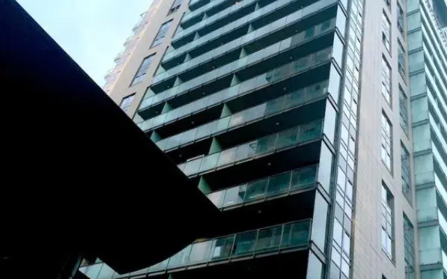 Platinum Towers Warsaw Apartments