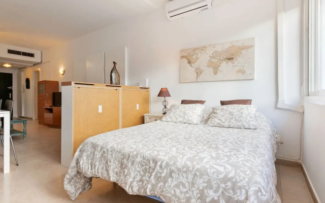 Pleasant Holiday Home in Torremolinos near Beach