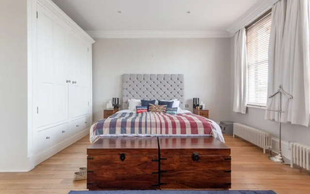 Spacious 1 Bedroom Flat in Heart of Notting Hill