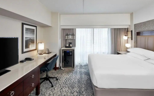 Sheraton Indianapolis Hotel at Keystone Crossing