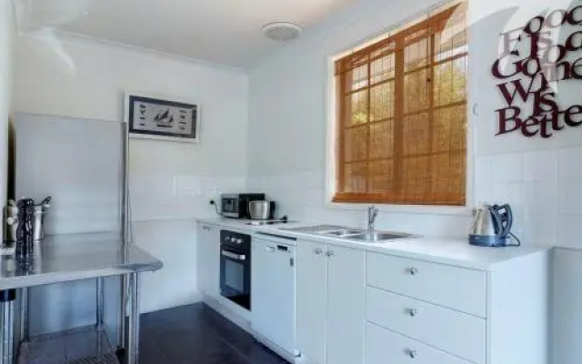 Aqua Apartment #4