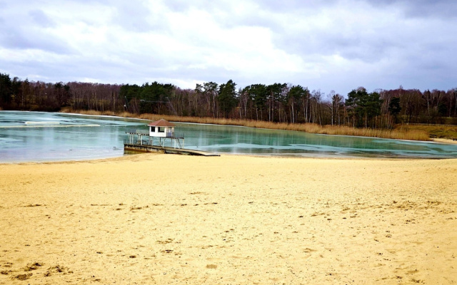 Bernsteinsee Home and Ferien Small Forest Chalet