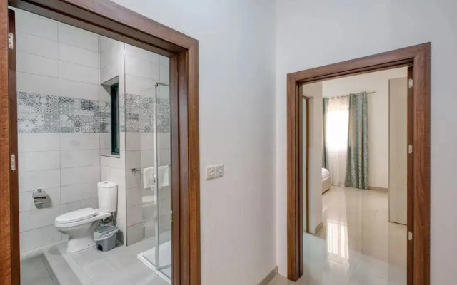 Relaxing Xaghra Apartment With BBQ Amenities