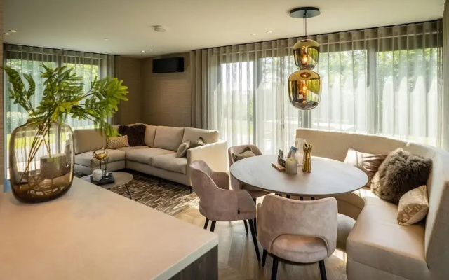 Pet-friendly Villa With Sauna