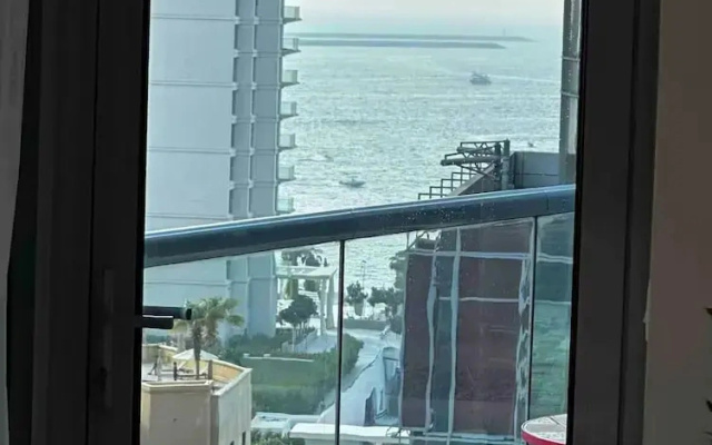 Modern Studio Dubai Marina