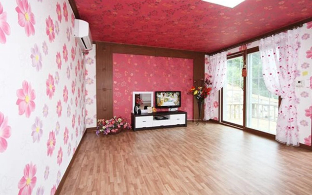 Yeongdeok Seapark Pension