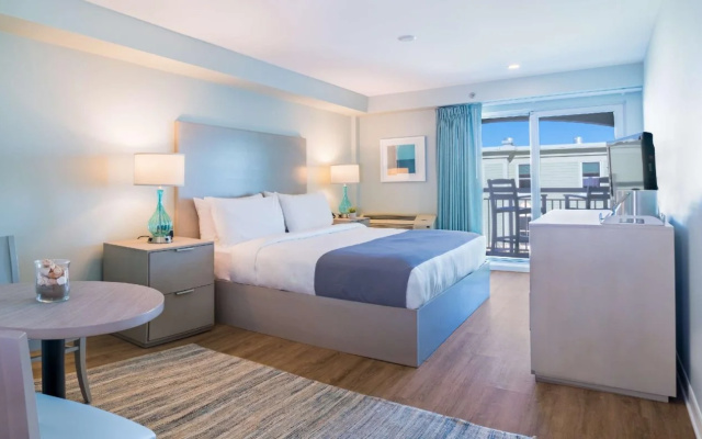 The Palms Oceanfront Hotel