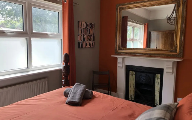 Clubmoor Rooms