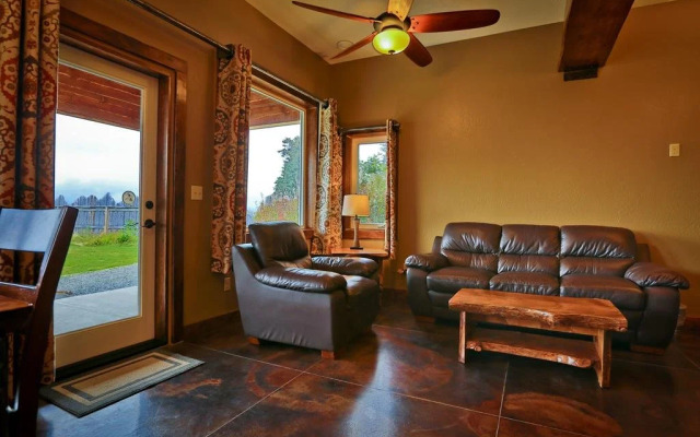Baycrest Lodge