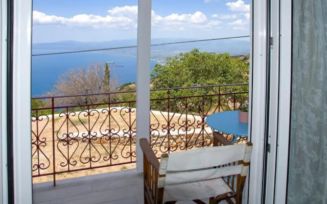Demi ' s House : Σπίτι στο βουνό με μαγευτική θέα!