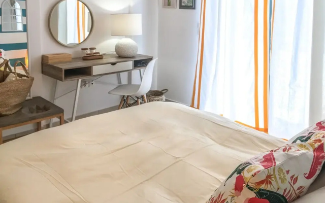 "exotic Studio at Oliva Holiday Homes"