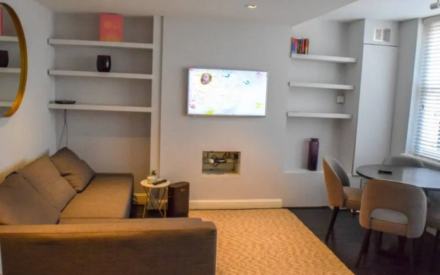 Cosy 2 Bedroom Home