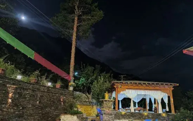 stockade  view  guesthouse