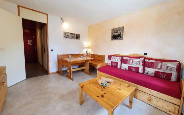 Appartement La Plagne, 1 pièce, 2 personnes - FR-1-353-12