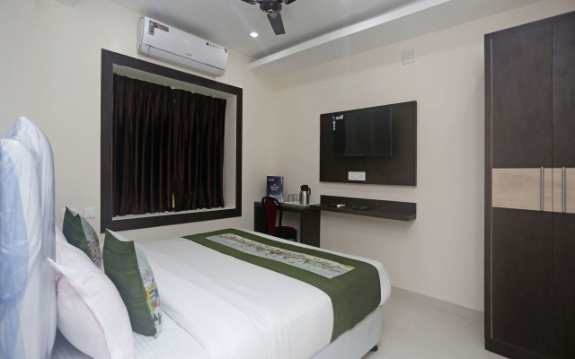 OYO 9344 Hotel Gangotri