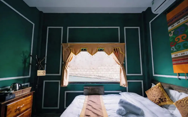 D Home Dong Van