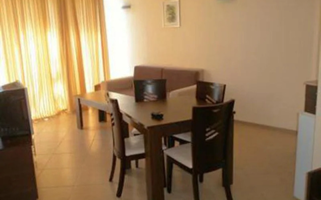 Nikea Park Hotel