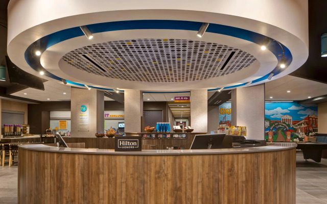 Tru by Hilton Oxford