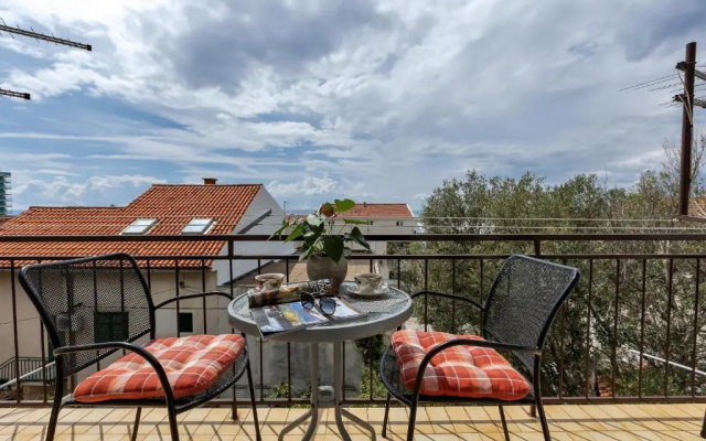 Katja Apartments