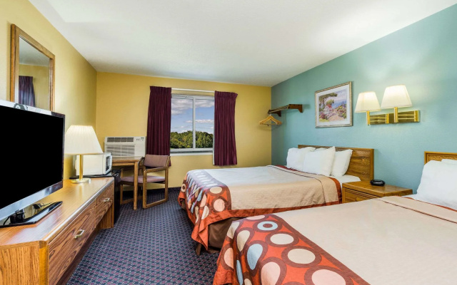 Super 8 By Wyndham Fergus Falls