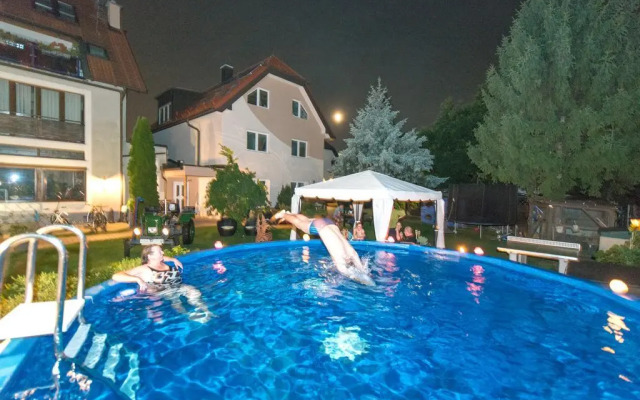 Themenpension Haus Sanz