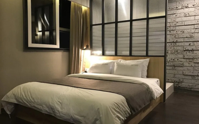 Changwon Myeongseodong Chicago
