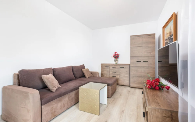 Apartament Deluxe Platany C38 by Renters
