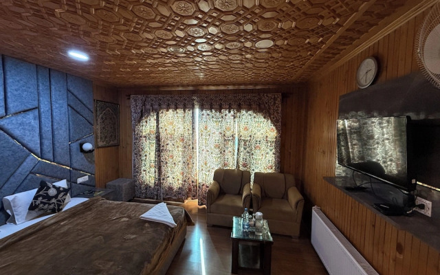 Srichan Resorts