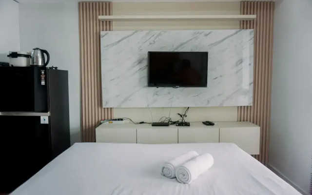 Simply Look Studio At Amazana Serpong Apartment