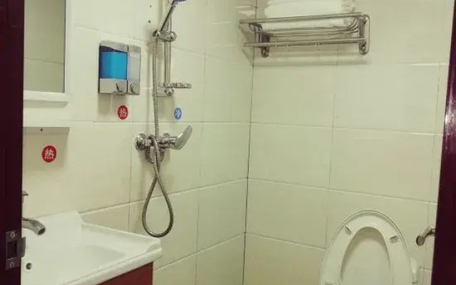 Desheng Bianjie Hotel