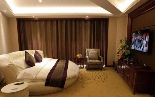Zhangye Dinghe International Hotel