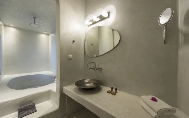Seascape Villa by Caldera Houses
