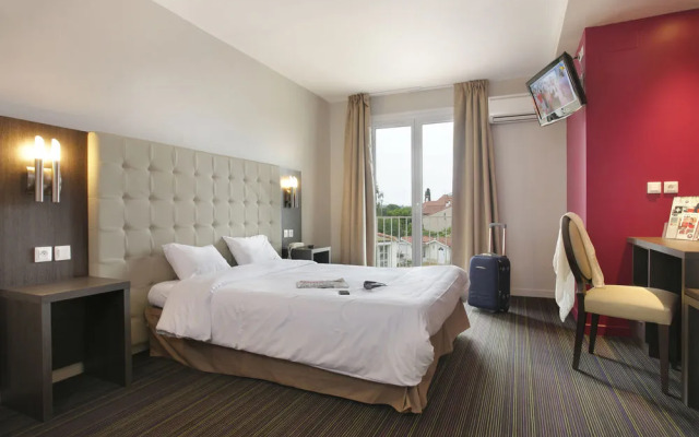 Inter-hotel Le Grillon Dor