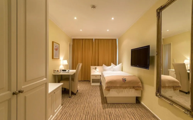 Intourhotel