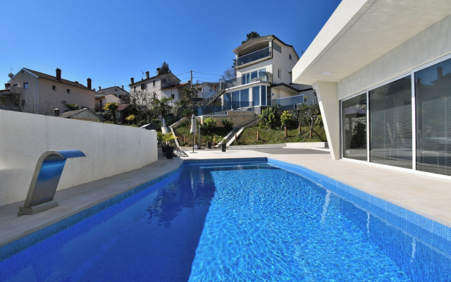 House Luxury
