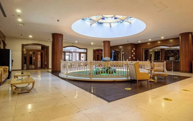 Eli̇t Perla Suit