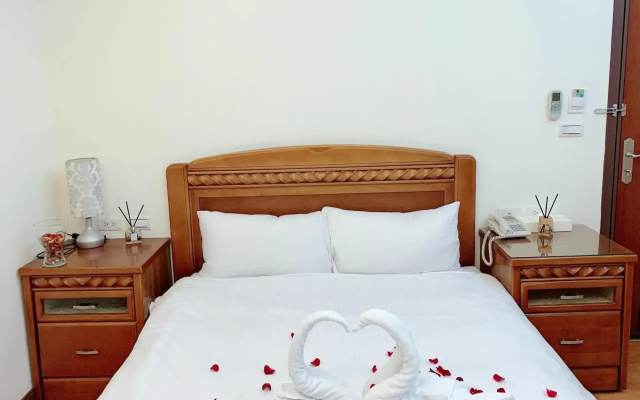 Mucha Hotel