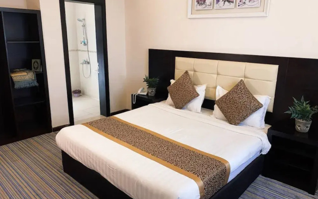 Landmark Hotel - Sari