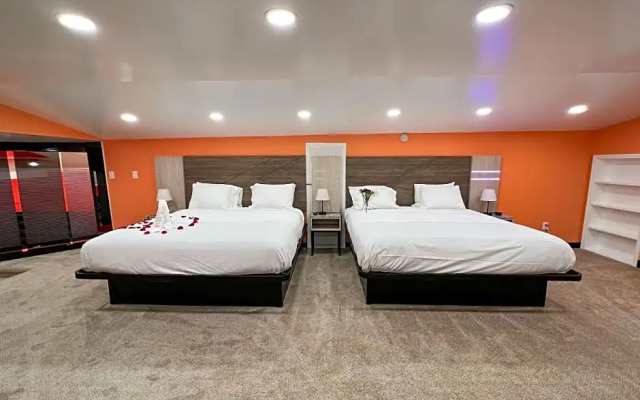 Hollywood Motel
