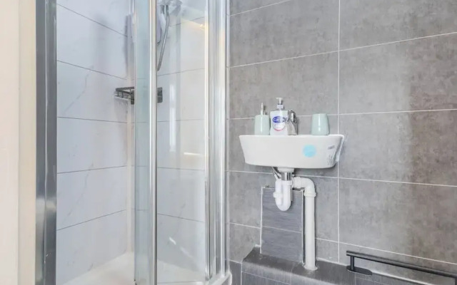 Charming 2 Bed-ensuites Fast Wi-fi