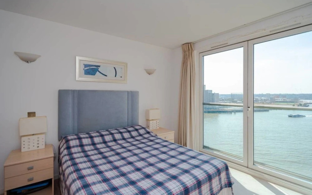Stylish Modern 2 Bedroom Apartment