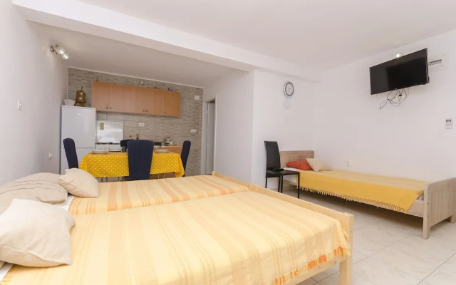 Apartments Mila II