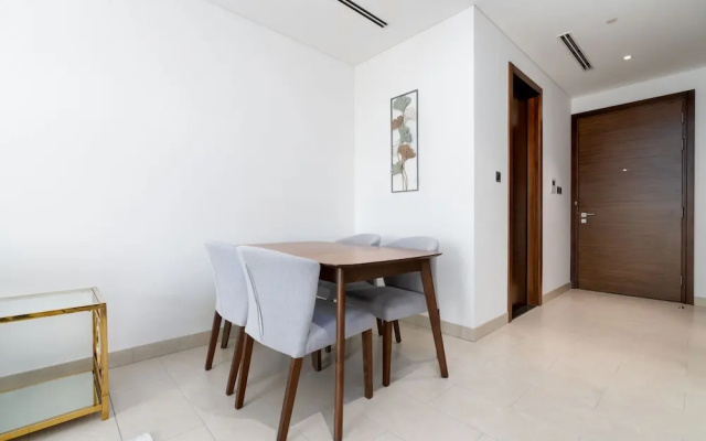 SuperHost - Spacious Apartment With Balcony In Sobha Hartland